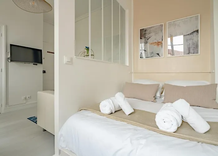 Proche Paris • Superbe Refait A Neuf • * 비뉴 쉬르 센느