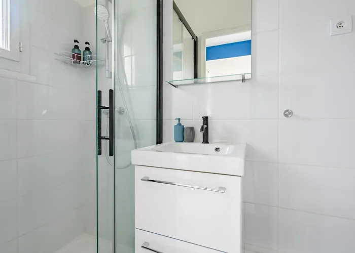 Proche Paris • Superbe Refait A Neuf •